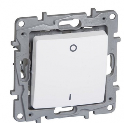 LEGRAND - NILOE     16 764517